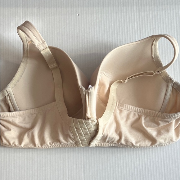 Cacique Cream Full-Coverage Bra - Picture 5 of 6
